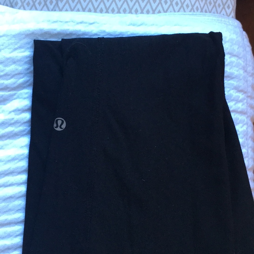Reversible lulu lemon yoga pants size 6